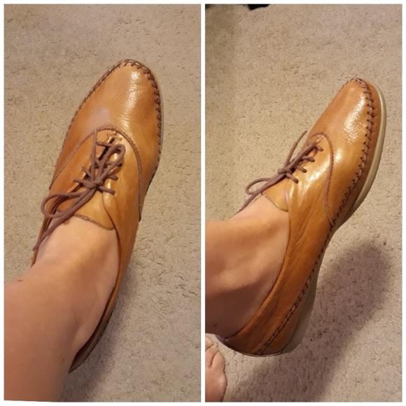 Vintage Leather Loafers - Picture 8 of 9